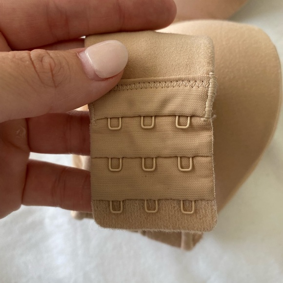 Calvin Klein Strapless Bra - Picture 4 of 4